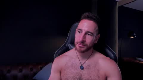 Snapshot of _adamcoper_ chatting on 10/27/25, 10:58 _adamcoper_ online show from 10/27/25, 10:58