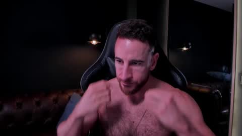 Snapshot of _adamcoper_ chatting on 11/21/25, 03:11 _adamcoper_ online show from 11/21/25, 03:11