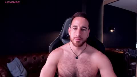 _adamcoper_ online show from 05/01/26, 03:38