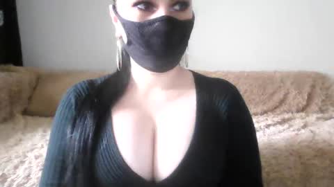 Adela online show from 05/10/26, 02:44