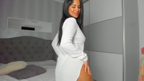 Adelle online show from 01/13/25, 06:16