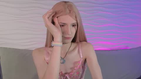 adrian online show from 09/21/25, 09:05