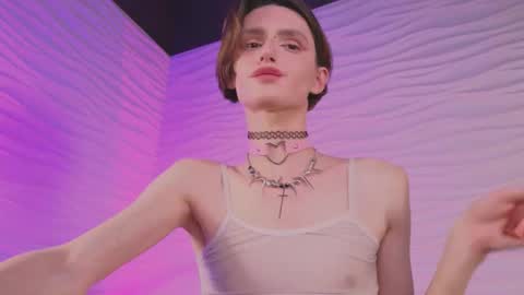 adrian online show from 11/08/25, 08:40