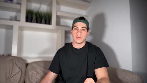 _aesthetic online show from 09/26/25, 02:43