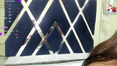  Alaia online show from 12/23/24, 12:08