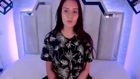  Alaia online show from 02/26/25, 02:46