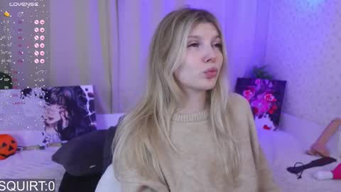 Snapshot of _aleksa chatting on 09/29/25, 05:12 Alexa online show from 09/29/25, 05:12