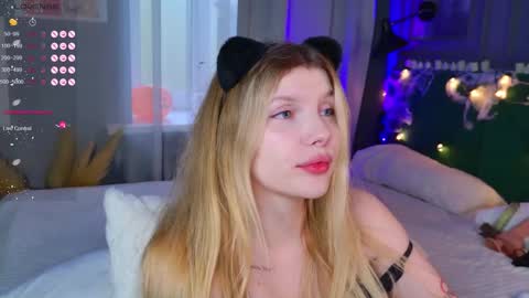 Snapshot of _aleksa chatting on 10/31/25, 07:20 Alexa online show from 10/31/25, 07:20