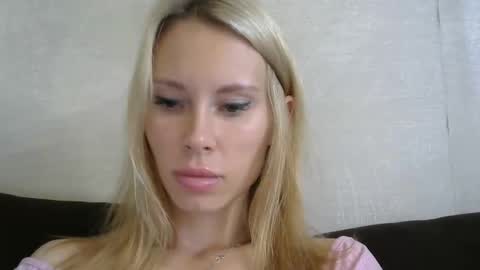 _alex1819 online show from 09/26/25, 07:23