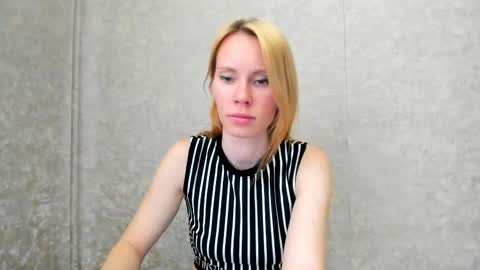 _alex1819 online show from 05/02/26, 11:37