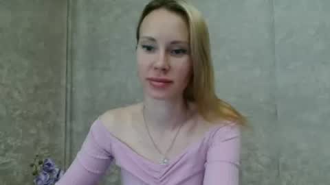 Snapshot of _alex1819 chatting on 06/15/26, 06:59 _alex1819 online show from 06/15/26, 06:59