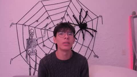 Alexander online show from 10/18/25, 04:26