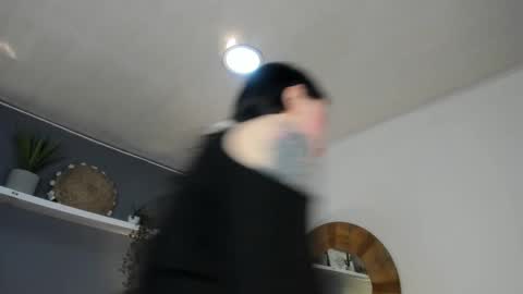  Alice  online show from 03/05/25, 08:10