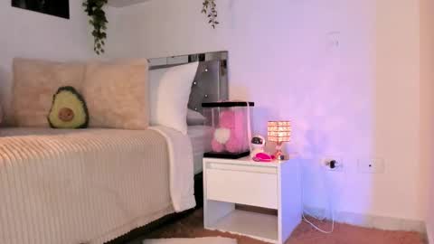 Snapshot of _alissonrose chatting on 09/28/25, 07:52 Karo online show from 09/28/25, 07:52