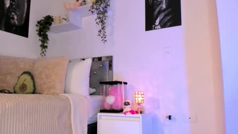 Snapshot of _alissonrose chatting on 10/23/25, 08:07 Karo online show from 10/23/25, 08:07