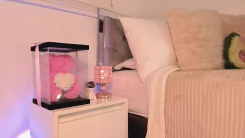 Snapshot of _alissonrose chatting on 12/03/25, 10:08 Karo online show from 12/03/25, 10:08