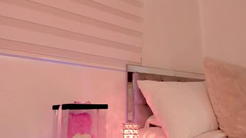 Karo online show from 04/25/26, 07:00