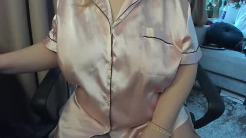 lisa online show from 02/14/26, 10:12