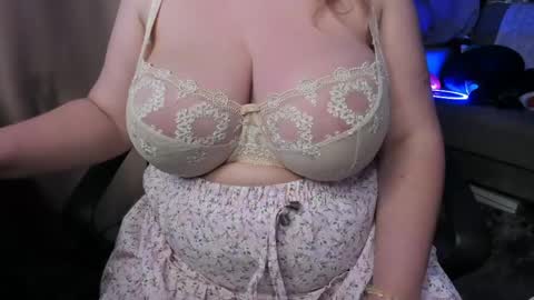 lisa online show from 04/09/26, 09:09