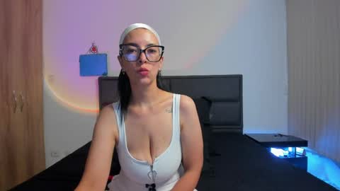 Snapshot of _amanda_seyfried19 chatting on 05/29/26, 06:50 AMANDA online show from 05/29/26, 06:50