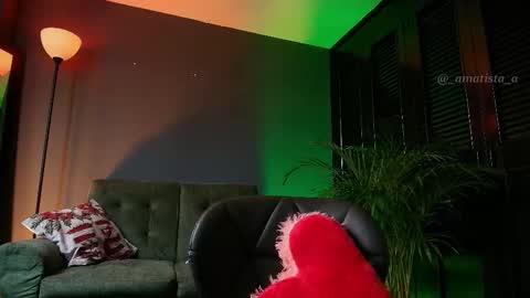 Snapshot of _amarella_ chatting on 01/18/26, 03:05 Ana online show from 01/18/26, 03:05