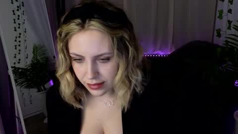 _amymoore_ online show from 02/15/26, 01:24