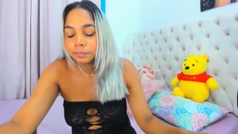 Analia online show from 02/06/25, 05:25