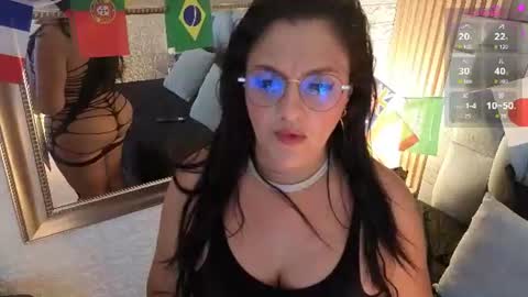 Snapshot of _andrealopez chatting on 06/22/26, 03:58 _andrealopez online show from 06/22/26, 03:58