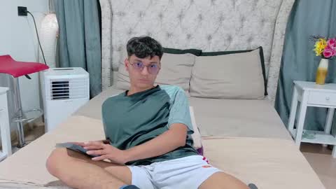 Andres online show from 12/12/24, 07:37