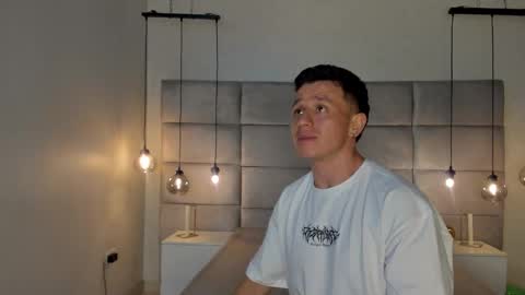 Andrew online show from 12/25/24, 01:19