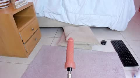 ngela  online show from 12/31/24, 02:36