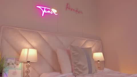 ngela  online show from 02/13/26, 11:56