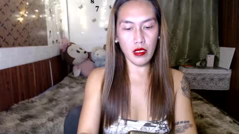 Pearl  online show from 02/03/25, 12:57