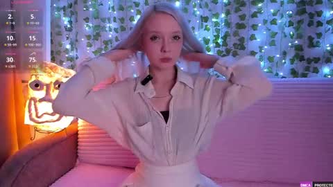 Emily online show from 05/05/26, 02:08