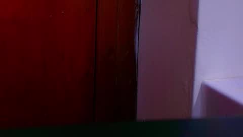 Any online show from 09/28/25, 07:19