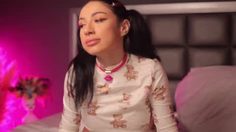 Anna online show from 02/09/25, 11:25