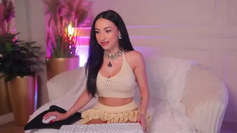 Snapshot of _anna_bloom chatting on 06/29/26, 07:25 Anna online show from 06/29/26, 07:25