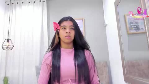      online show from 10/15/25, 07:25