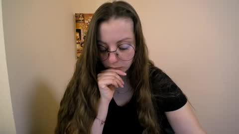 Snapshot of _annabelle_lee chatting on 01/24/25, 01:47 Anna online show from 01/24/25, 01:47