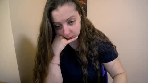 Snapshot of _annabelle_lee chatting on 02/05/25, 07:07 Anna online show from 02/05/25, 07:07