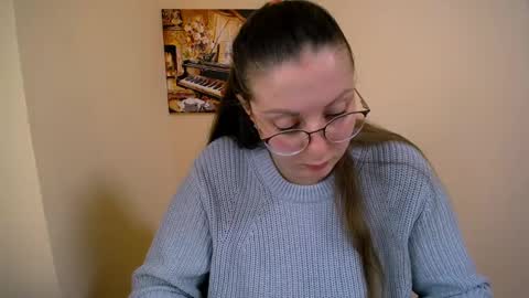 Snapshot of _annabelle_lee chatting on 02/13/25, 10:55 Anna online show from 02/13/25, 10:55