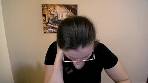 Snapshot of _annabelle_lee chatting on 02/20/25, 07:45 Anna online show from 02/20/25, 07:45