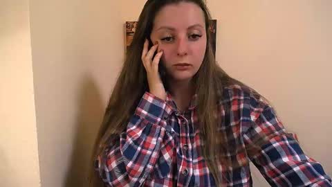 Snapshot of _annabelle_lee chatting on 09/29/25, 07:02 Anna online show from 09/29/25, 07:02