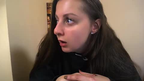 Snapshot of _annabelle_lee chatting on 10/07/25, 06:21 Anna online show from 10/07/25, 06:21