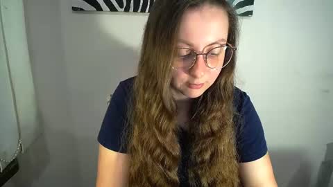 Anna online show from 06/15/26, 06:37