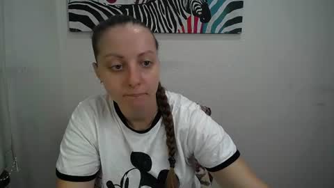 Snapshot of _annabelle_lee chatting on 07/16/26, 06:19 Anna online show from 07/16/26, 06:19