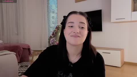 Snapshot of _annieone chatting on 07/17/26, 02:02 Anna online show from 07/17/26, 02:02
