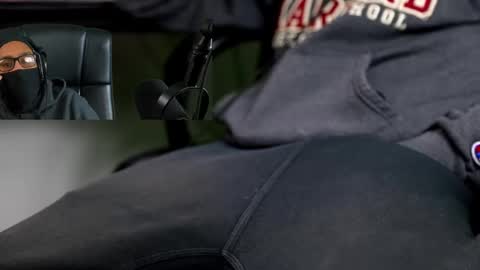 Anonymous online show from 11/18/25, 03:34