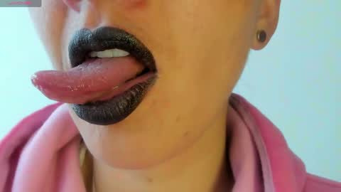 antonia online show from 04/23/26, 02:30