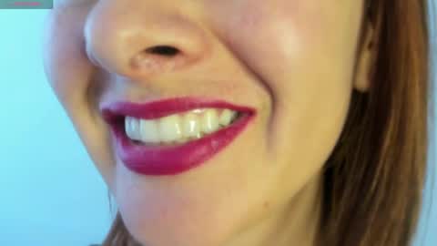 Snapshot of _antomouth_paradise chatting on 04/26/26, 02:48 antonia online show from 04/26/26, 02:48